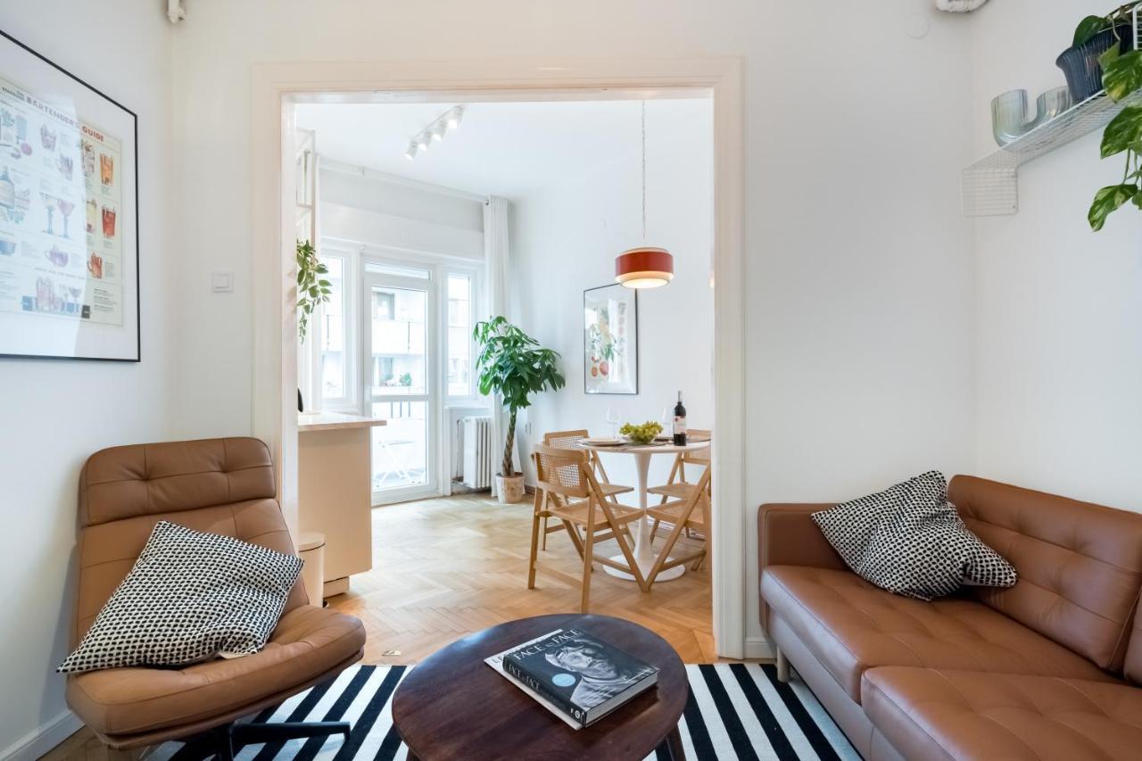 Cismigiu Serenity: 1Br Flat With Scenic Balcony Букурещ Екстериор снимка