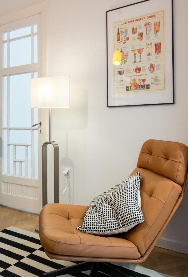 Cismigiu Serenity: 1Br Flat With Scenic Balcony Букурещ Екстериор снимка