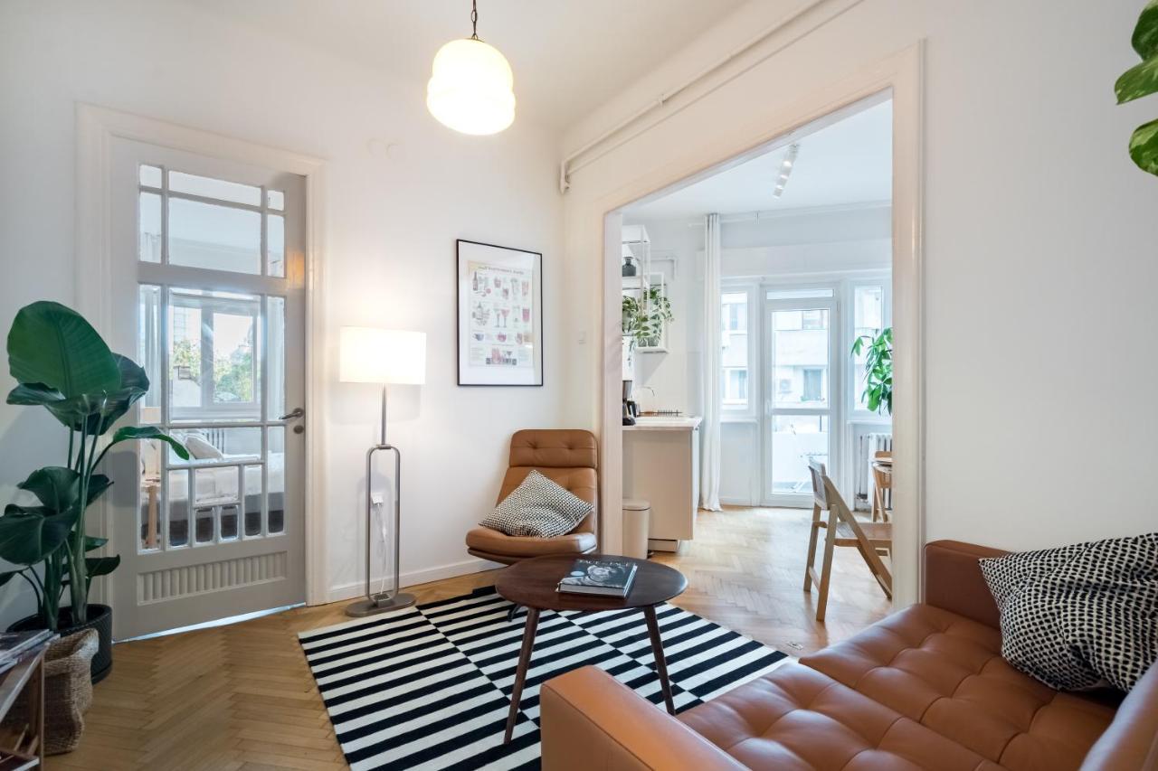 Cismigiu Serenity: 1Br Flat With Scenic Balcony Букурещ Екстериор снимка